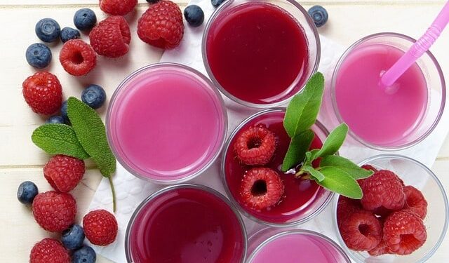 Smoothie ai frutti di bosco con salvia una ricetta nutriente e deliziosa